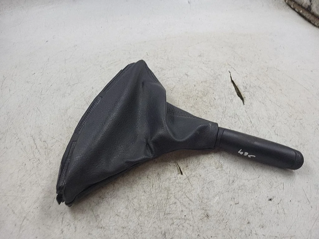 Handbrake trim – BMW 3 Series E46 (1998-2005)