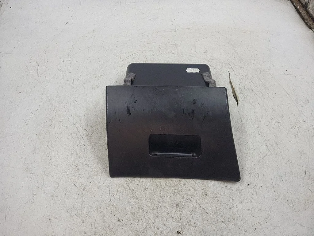 Glove box 51458223192
