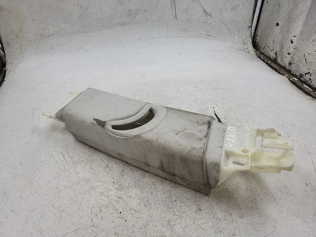 (B) pillar trim (top) 8T0867244