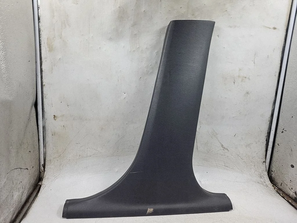 (B) pillar trim (bottom) 8198682
