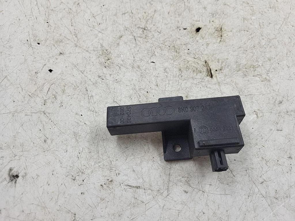 Keyless (KESSY) go control unit/module 8K0907247