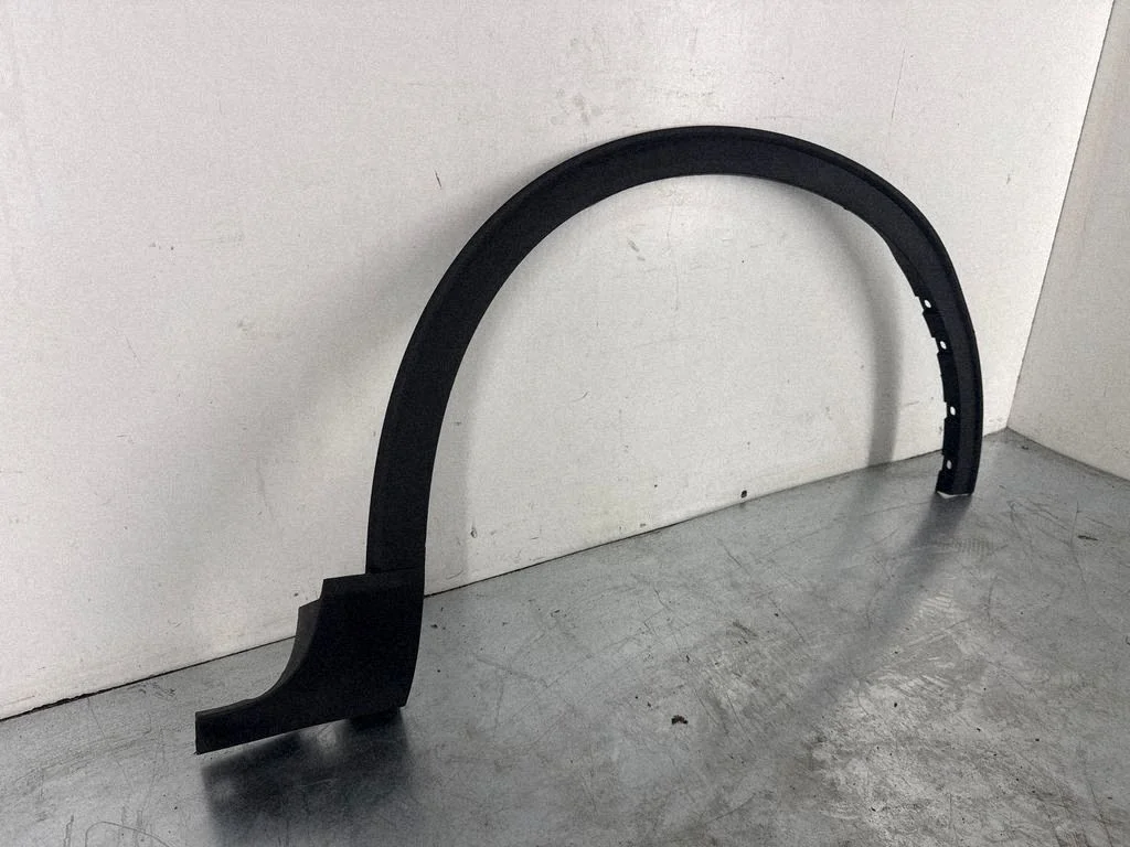 Front arch trim LJ6BS16D238ADW