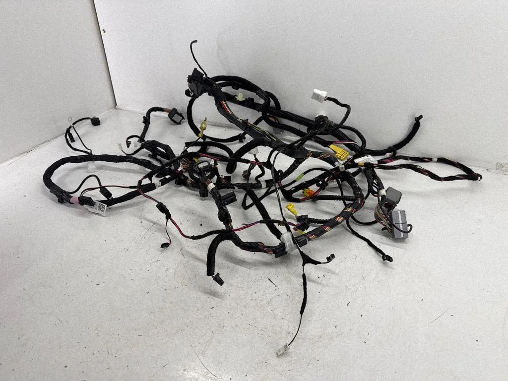 Panel wiring – Tesla Model 3 (2017-)