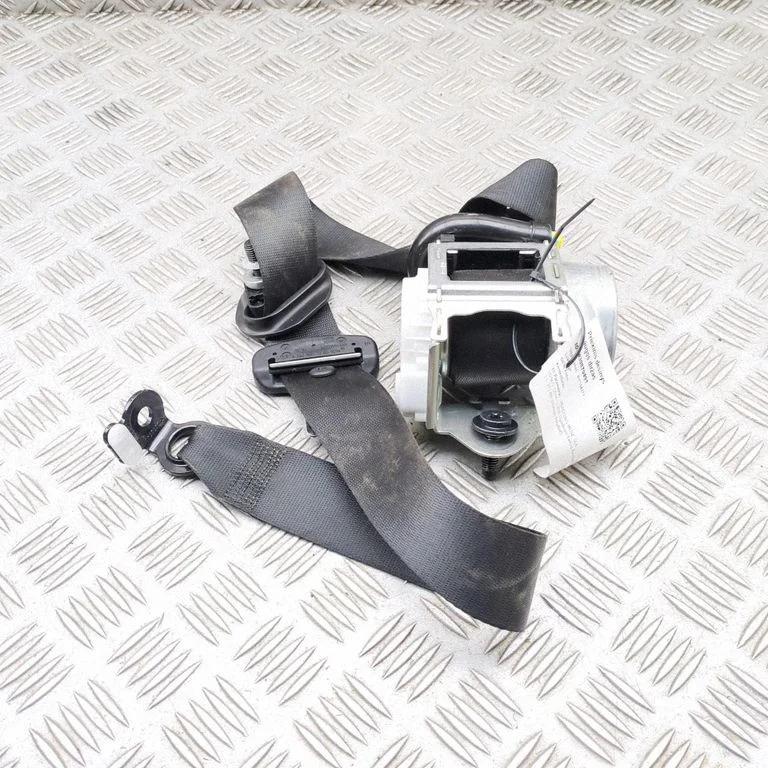 Rear seatbelt A1678601200