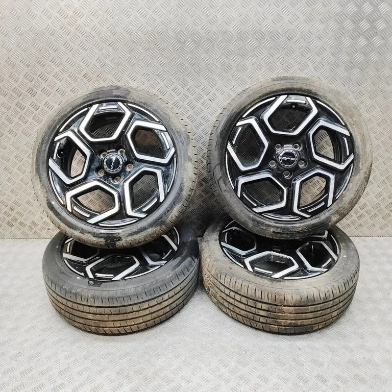 R12 vieglmetāla disks (-i) EM2EU3101010