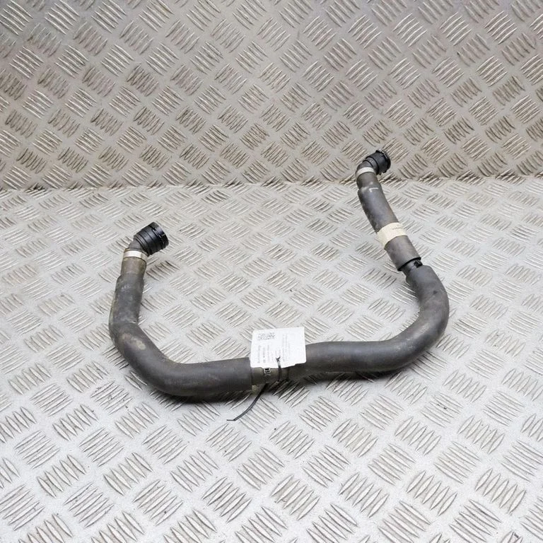 Przewody układu chłodzenia silnika A2978301502