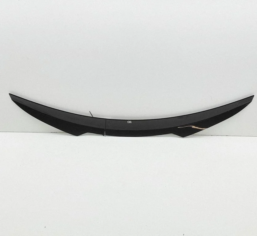 Tailgate/trunk spoiler
