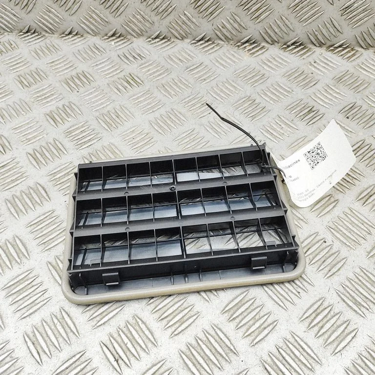 Ventilācijas režģis – BMW X5M G05 F95 (2019-)