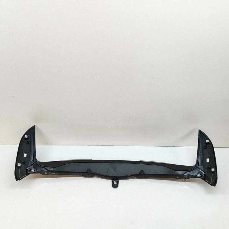 Tailgate/trunk spoiler 7423863