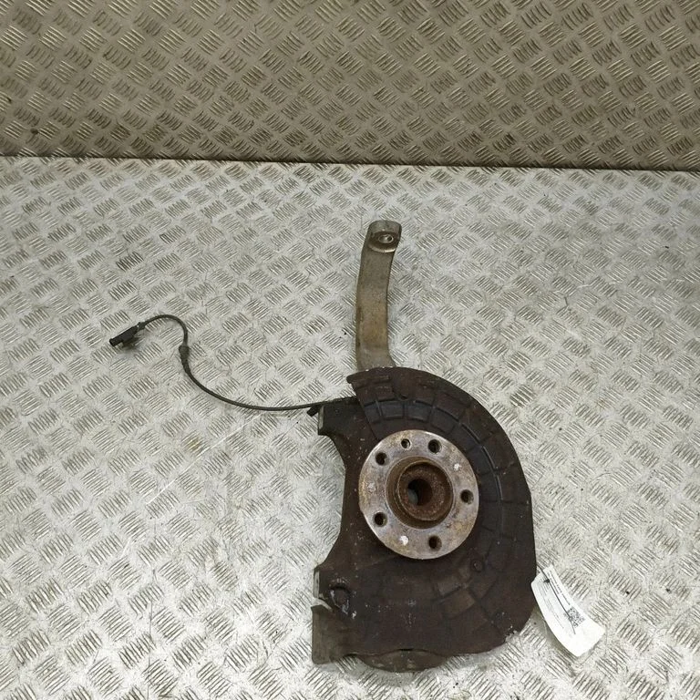Front wheel hub 670001805