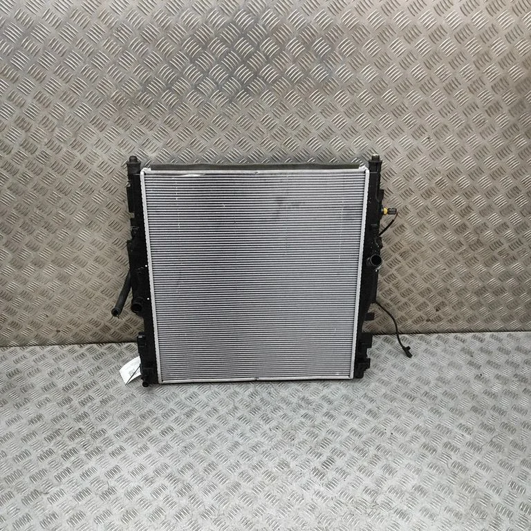 Jahutusvedeliku radiaator PX280322