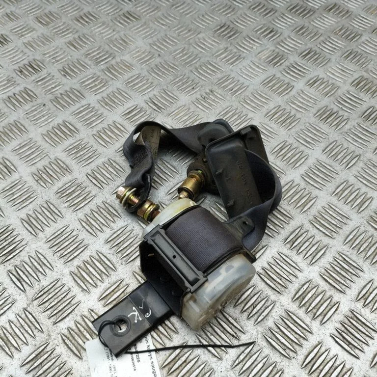 Aizmugurējā drošības josta 97806324