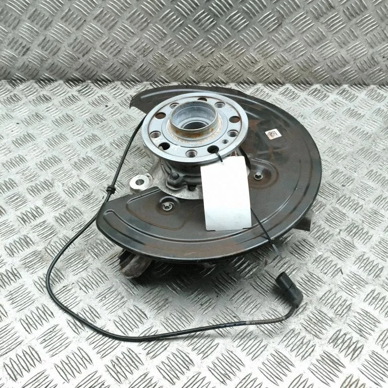 Aizmugurējā rumba – Mercedes-Benz EQE v295 (2022-)