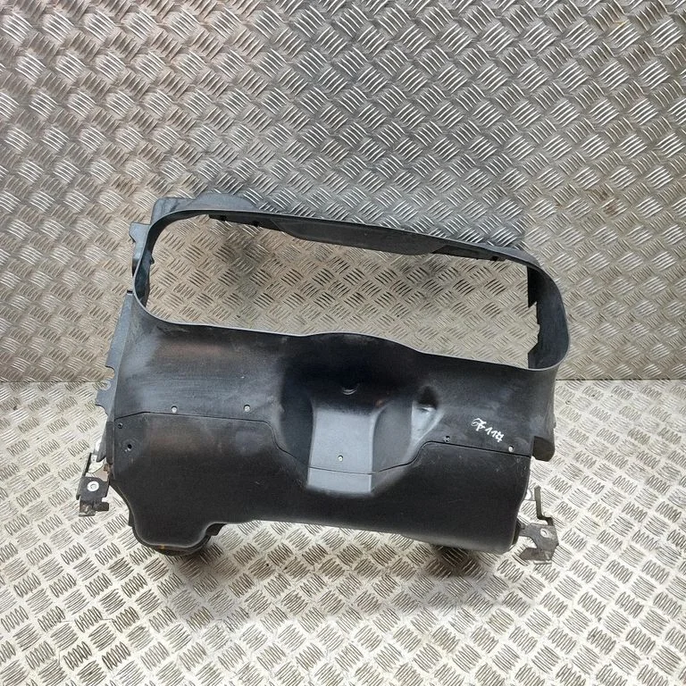 Intercooler air guide/duct channel 235203