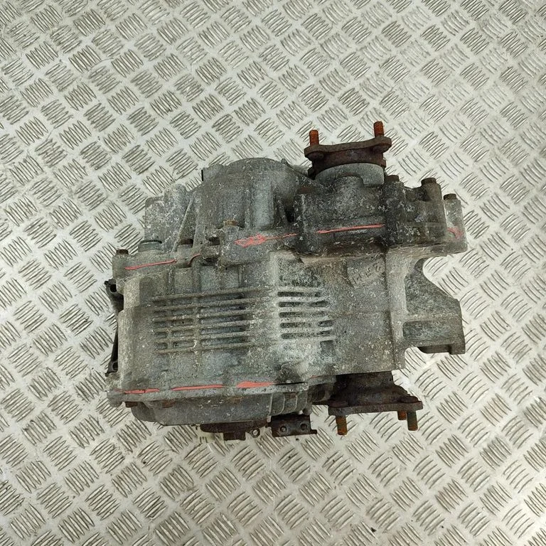 Rear differential G105048010