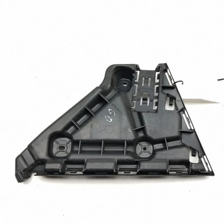 Rear bumper mounting bracket – Skoda Elroq (2024-)