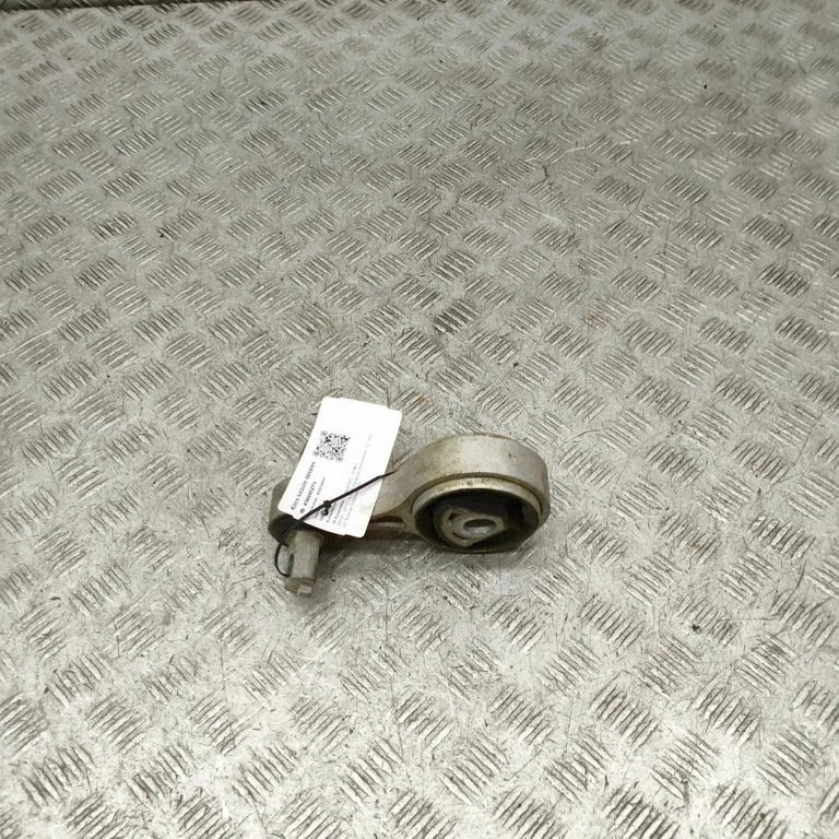 Engine mount bracket 6700042970