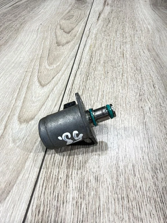 Zawór hydrauliczny Servotronic – Mercedes-Benz Klasa C AMG W204 (2007-2014)
