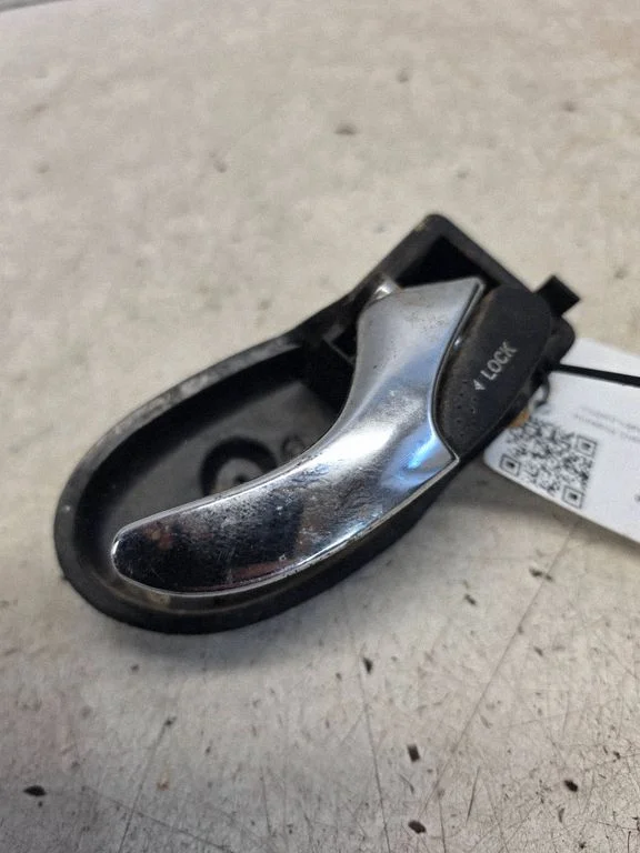 Front door interior handle – Ford Focus (1998-2004)