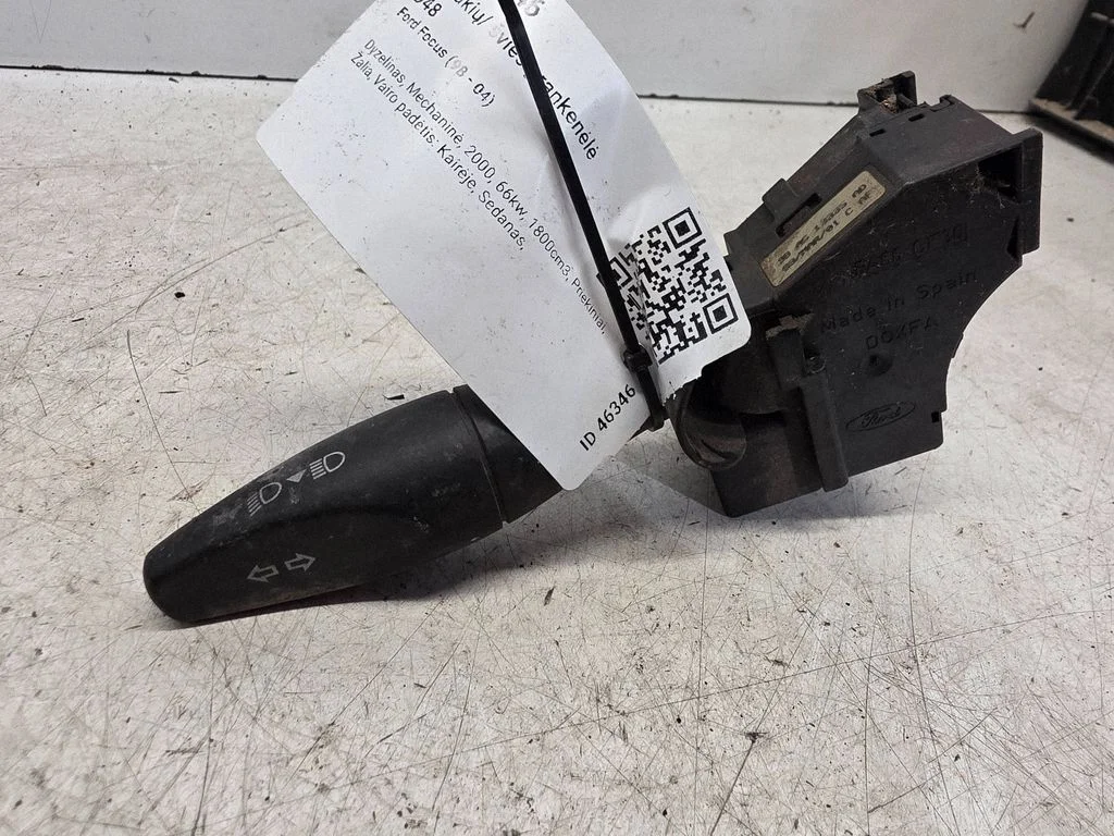 Suunatulede/tulede hoob – Ford Focus (1998-2004)