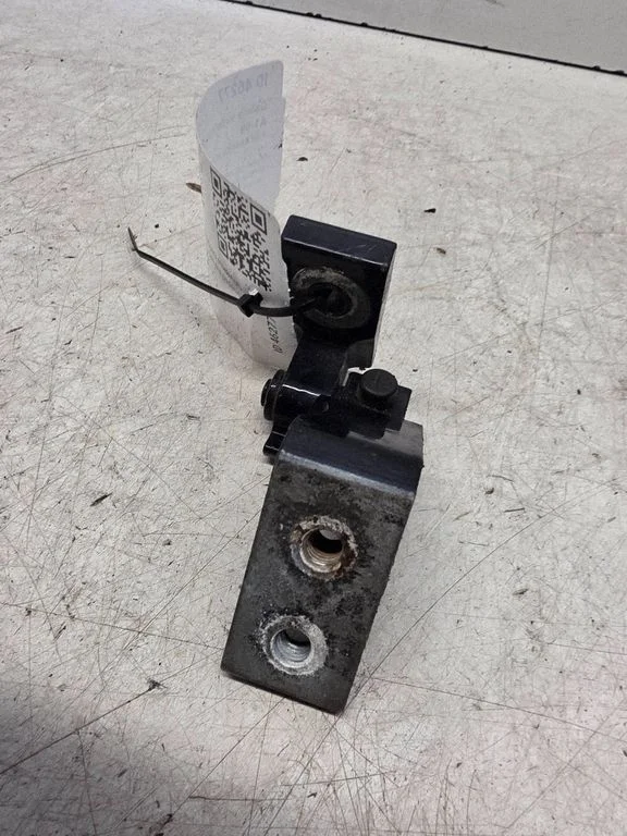Rear door upper hinge 1234