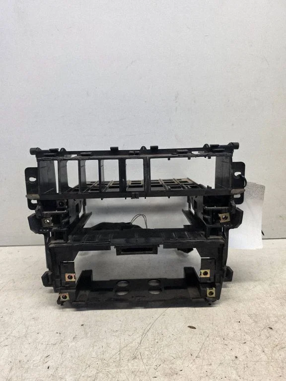 Dashboard center trim panel – Audi A4 S4 B5 8D (1994-1999)