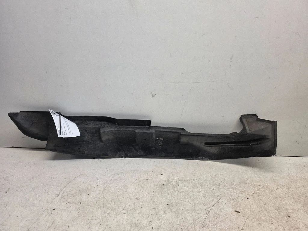 Fender end trim – Audi A4 S4 B5 8D (1994-1999)