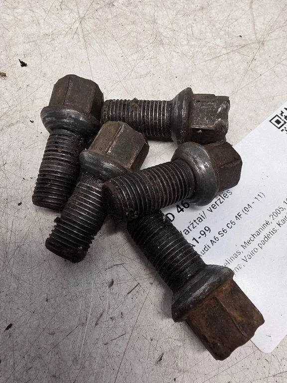 Nuts/bolts – Audi A6 Allroad C5 (1999-2005)