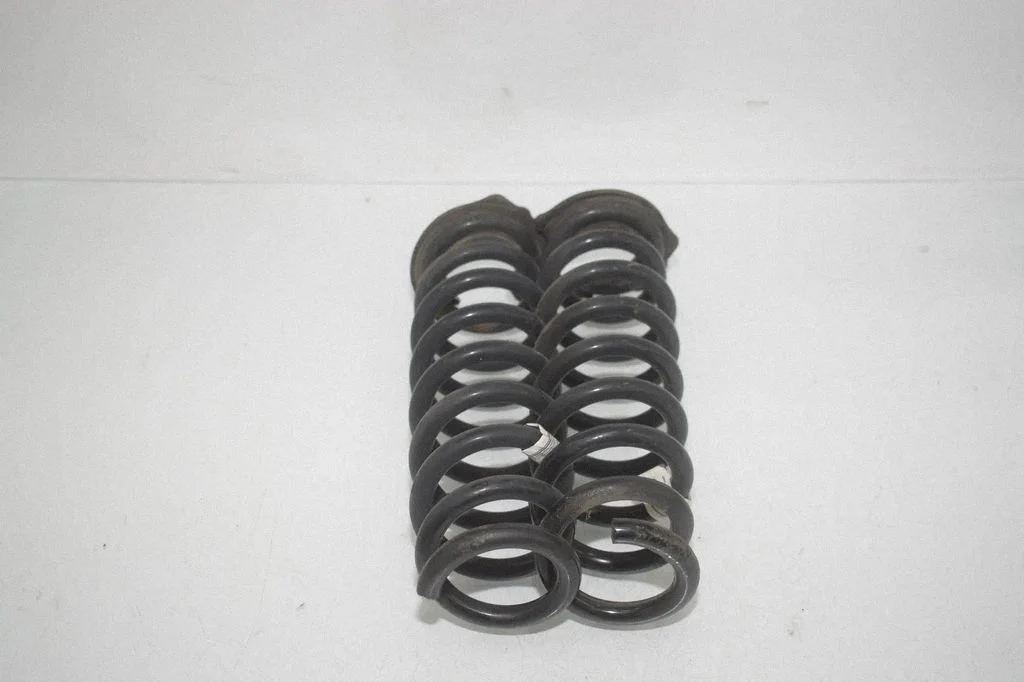 Tagumine keerdvedru 6851725