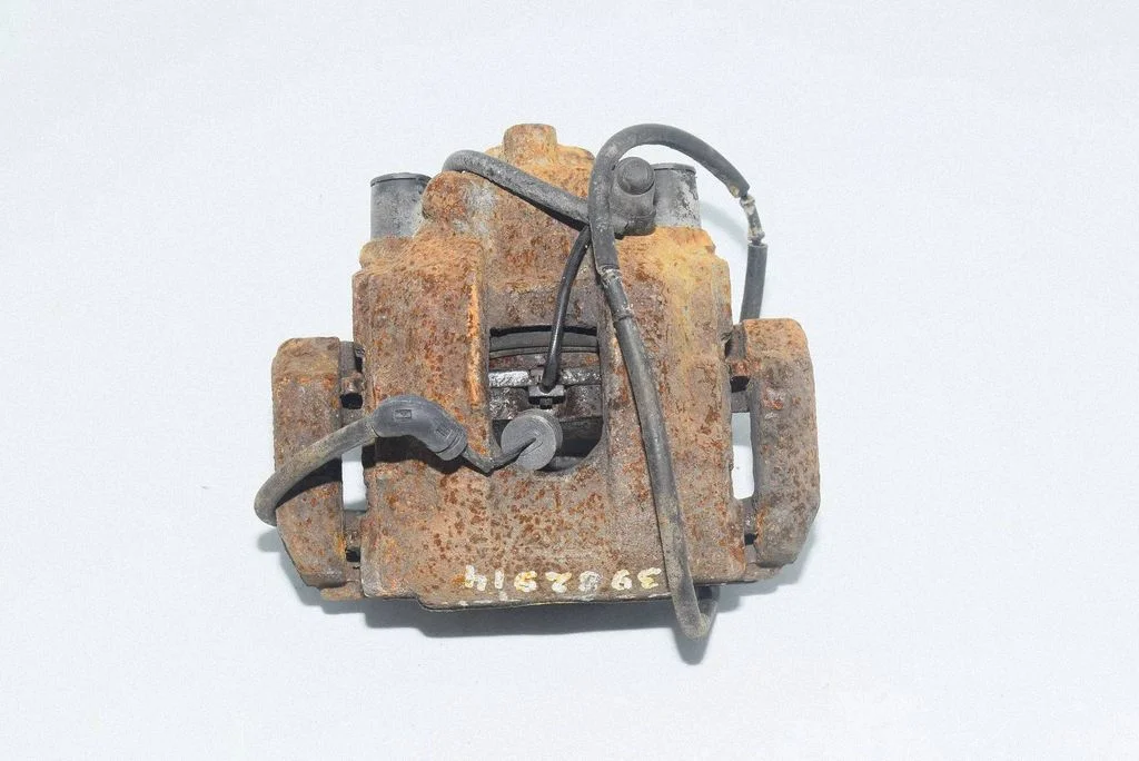 Tagumine pidurisadul – parem
