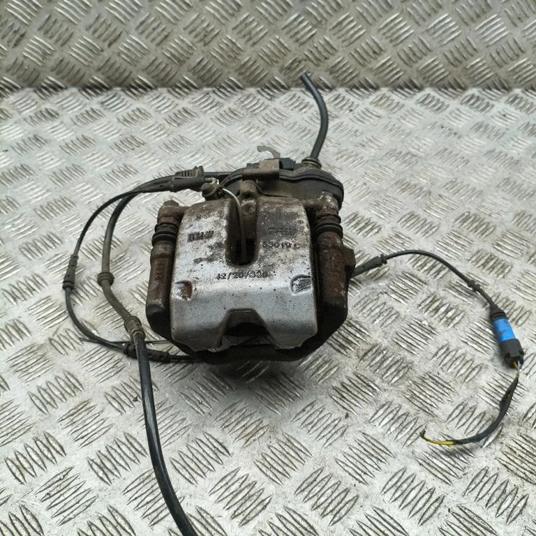 Tagumine pidurisadul 6870584