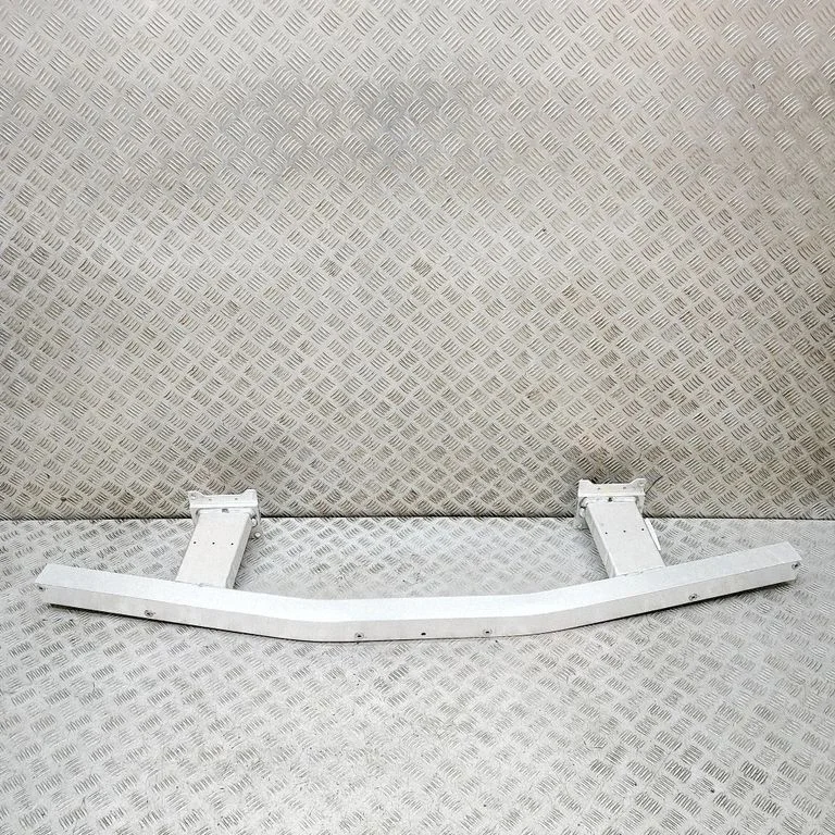 Priekšējā bampera šķērssija KBB634880A