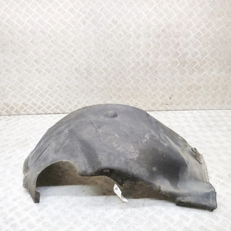 Front wheel arch liner splash guards 68174600