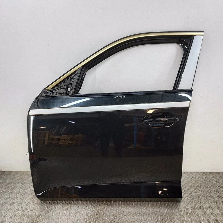 Front door 9853721