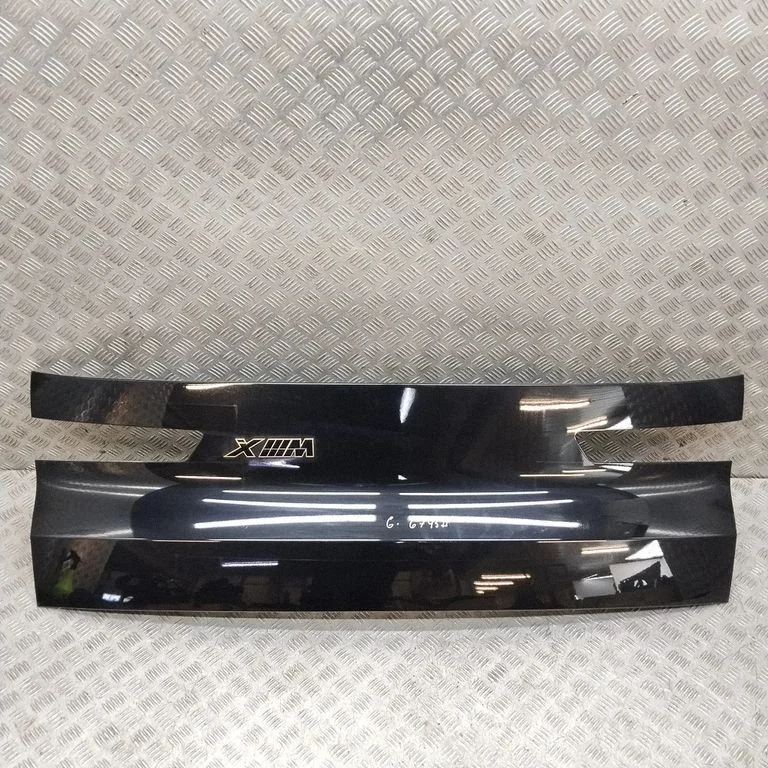 Tailgate trim 9451799