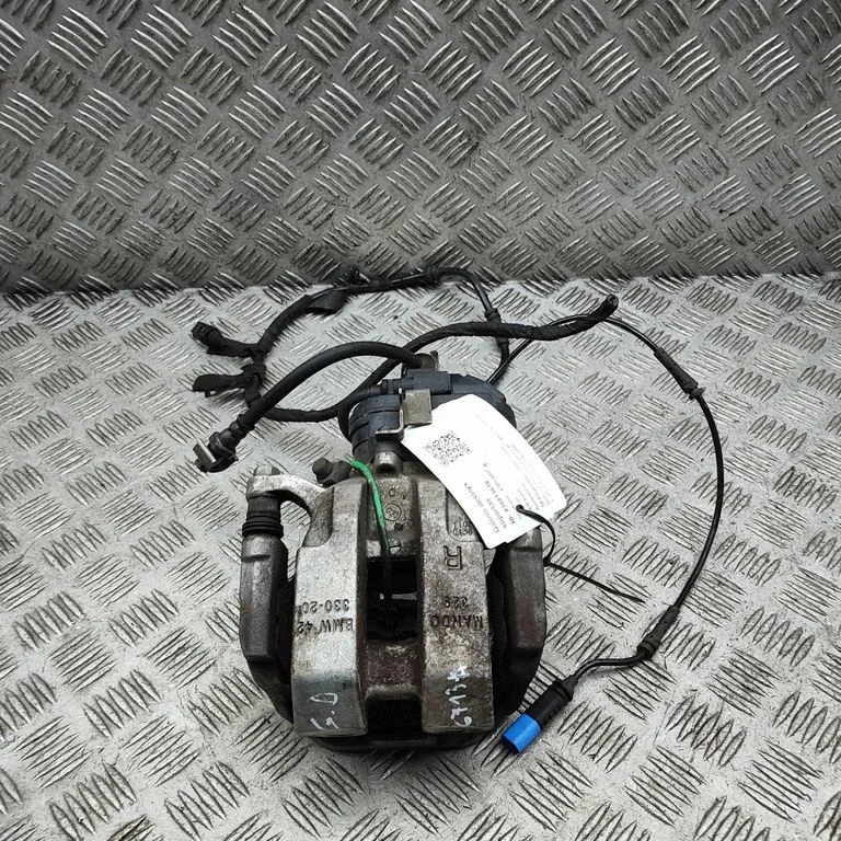 Tagumine pidurisadul 8832480