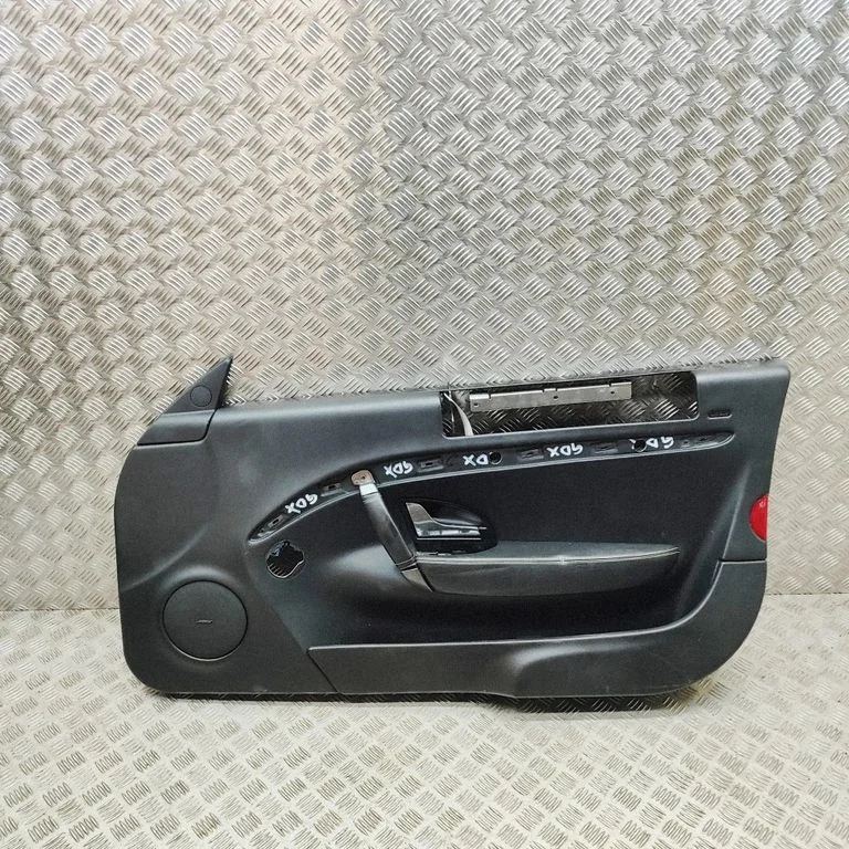 Front door card panel trim 68247300