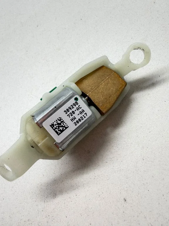 Steering wheel buttons/switches 309298