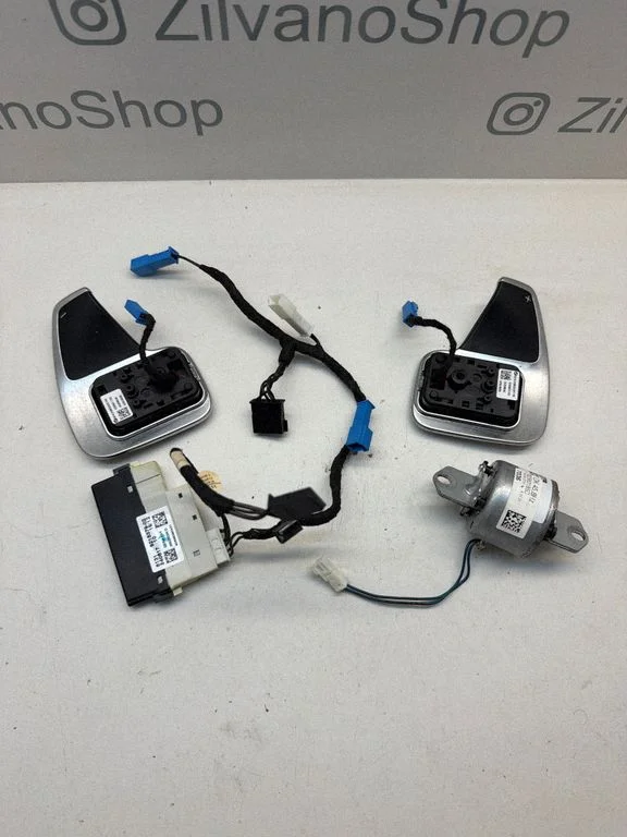 Steering wheel buttons/switches 9218379