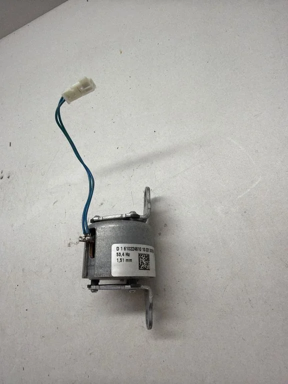 Steering wheel buttons/switches 610224610