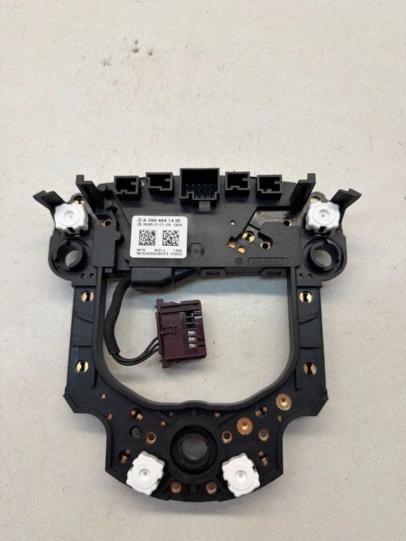 Steering wheel buttons/switches A0994641400