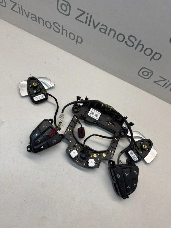 Steering wheel buttons/switches A0994641400