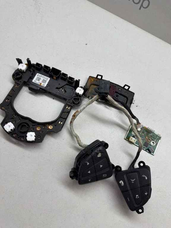 Other control units/modules – Mercedes-Benz CLS-Class C218 X218 (2011-2017)