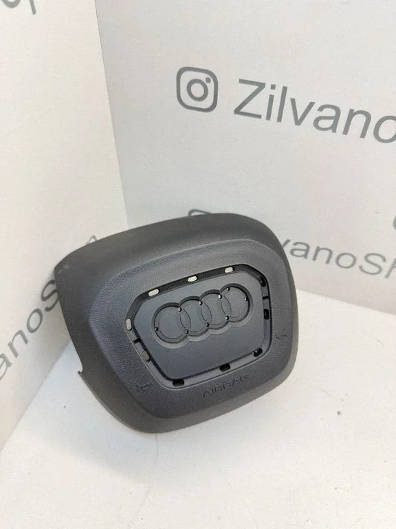 Steering wheel airbag cover – Audi Q7 4M (2015-)