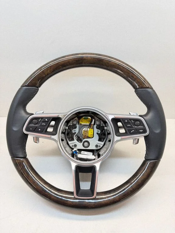 Steering wheel 971959256E