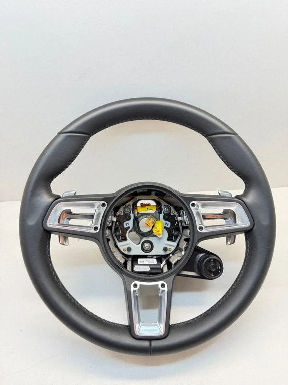 Steering wheel – Porsche 911 991 (2011-2019)