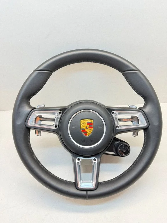 Steering wheel – Porsche 911 991 (2011-2019)