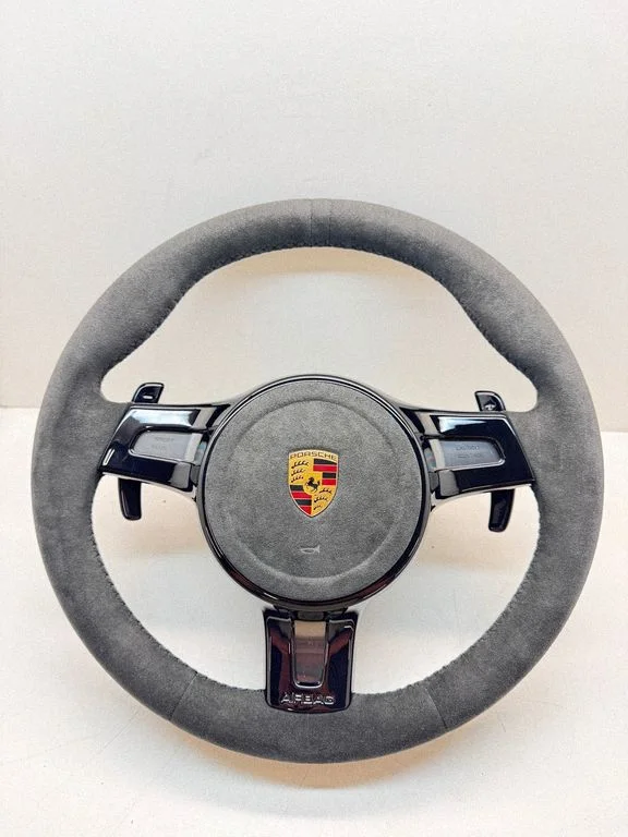 Steering wheel – Porsche 911 991 (2011-2019)