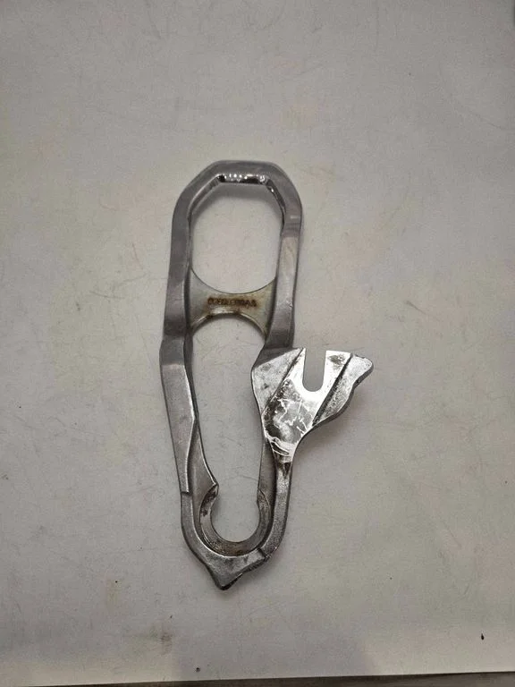 Towing hook eye 68323650AA