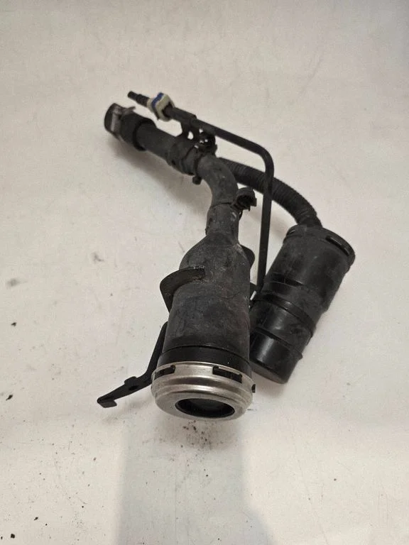Fuel tank filler neck pipe 36176F